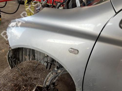 Used Left front fenders NISSAN MICRA III (K12) 1.2 16V (80 hp) 25360813