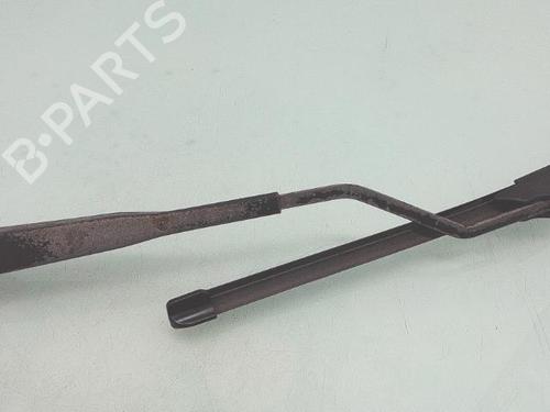 Used Front windshield wiper arm Front windshield wiper arm PEUGEOT 106 II (1A_, 1C_) 1.1 i (60 hp) 30726109 30726109