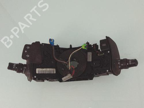 Used Steering column stalk RENAULT SCÉNIC II (JM0/1_) 1.5 dCi (JM02, JM13) (101 hp) 25349642