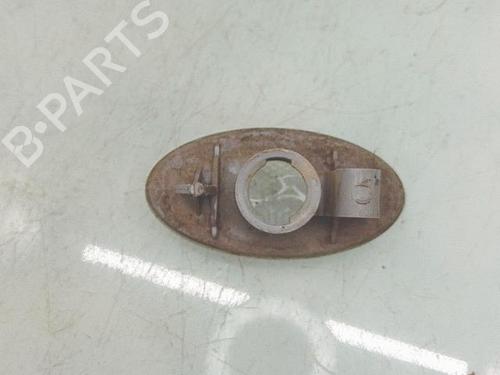 Right front indicator PEUGEOT 206 Hatchback (2A/C) 1.4 i | BP31826764C33