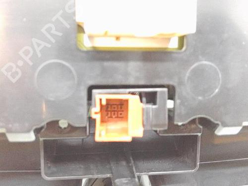 instrument-cluster-citroen-c3-picasso-sh_-2008-40224910 main image