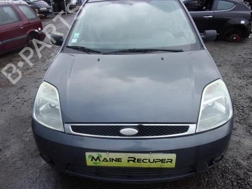 Left front fog light FORD FIESTA V (JH_, JD_) 1.6 TDCi | BP25373359C30 