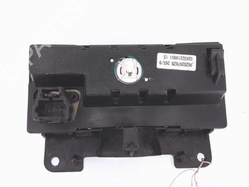 Used Display monitor Display monitor 25361590 25361590