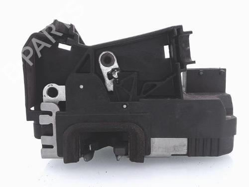 Høyre foran lås OPEL CORSA C (X01) 1.7 DI (F08, F68) | BP25358070C97 