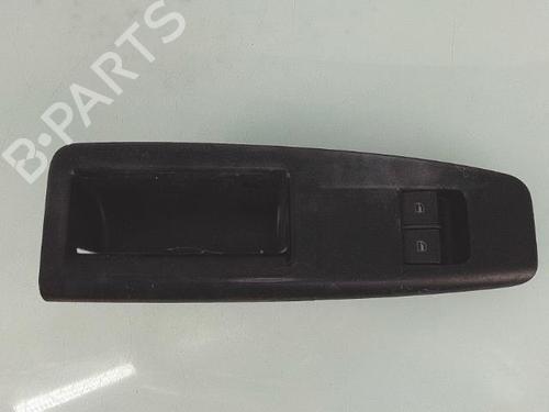 Used Left front window switch VW POLO (9N_, 9A_) 1.4 TDI (75 hp) 27684255
