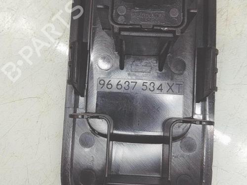 Used Right front window switch Right front window switch 39593735 39593735