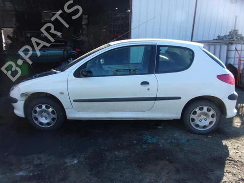Højre baglygte PEUGEOT 206 Hatchback (2A/C) 1.4 HDi eco 70 | BP25367547C35 