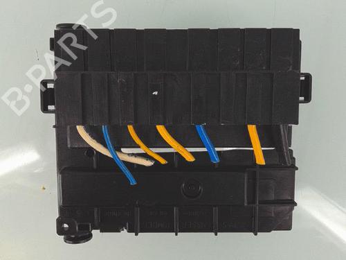 Used Fuse box Fuse box 25362678 25362678