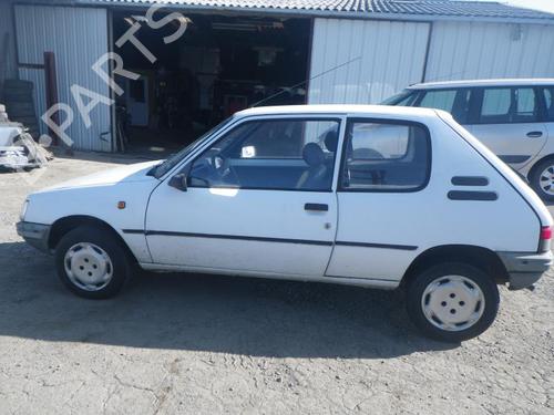 Left mirror PEUGEOT 205 II (20A/C) 1.7 Diesel | BP25367853C26 