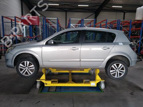 Høyre bak utvendig håndtak OPEL ASTRA H (A04) 1.7 CDTI (L48) | BP25366085C130 