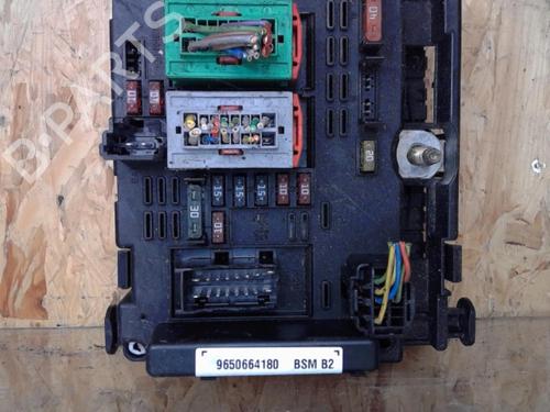 Used Fuse box PEUGEOT 206 Hatchback (2A/C) 1.4 HDi eco 70 (68 hp) 25359490