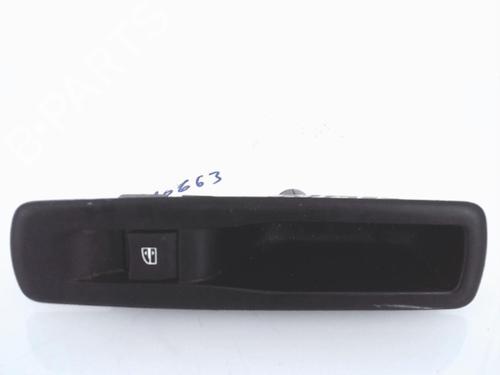 Used Right rear window switch RENAULT MEGANE III Grandtour (KZ0/1) 1.5 dCi (KZ09, KZ0D, KZ1G, KZ29, KZ14, KZ1W, KZ10, KZ1F,... (110 hp) 25361828