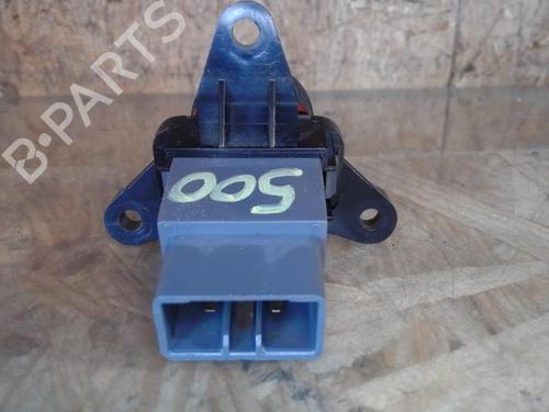 Used Warning switch CHEVROLET MATIZ (M200, M250) 0.8 (52 hp) 25358387