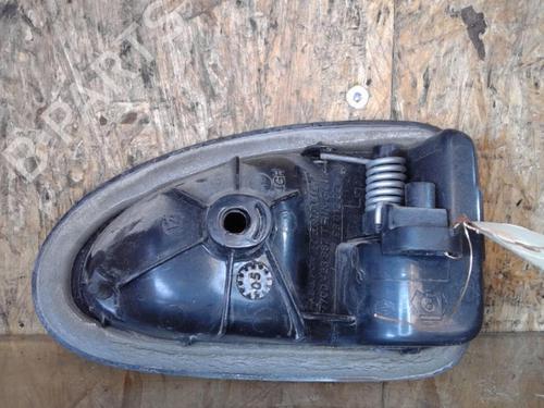 Venstre bagtil invendig håndtag RENAULT TRAFIC II Van (FL) 1.9 dCi 80 (FL0B) (82 hp) 25370343