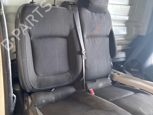 Right front seat RENAULT TRAFIC III Van (FG_) 1.6 dCi 115 (FGMD) | BP37661483C16 - Image 3