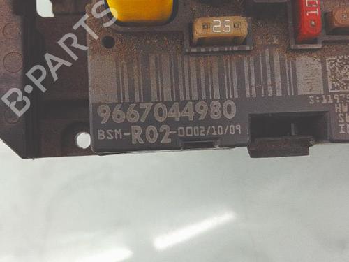 Fuse box CITROËN C4 Picasso I MPV (UD_) 1.6 HDi | BP30154130E1