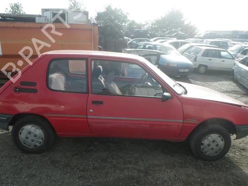 Left mirror PEUGEOT 205 II (20A/C) 1.0 | BP27212560C26 