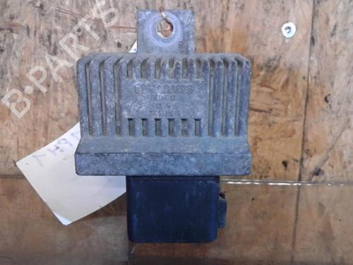 Used Electronic module Electronic module OPEL VIVARO A Van (X83) 1.9 DTI (F7) (101 hp) 25358841 25358841