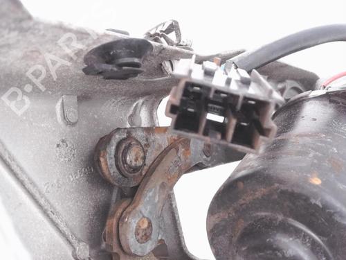 Ruitenwissermotor voor RENAULT TWINGO I (C06_) 1.2 (C066, C068) (58 hp) 25361772