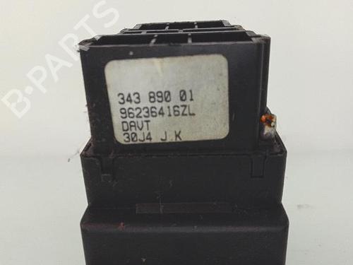 Used Switch Switch FIAT SCUDO Van (220_) 2.0 JTD (94 hp) 25363097 25363097