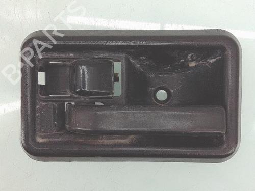 Maneta interior delantera izquierda RENAULT MASTER I Van (T__) 28-35 2,5 D (75 hp) 30603853