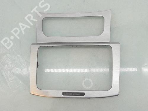 BP30921916O1 main image