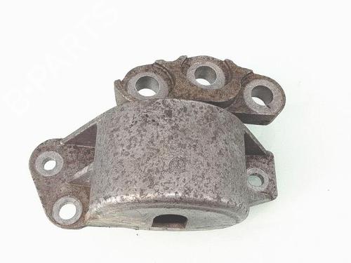 Used Engine mount FIAT 500L (351_, 352_) 1.3 D Multijet (199LXY1A, 199LXY11) (84 hp) 25368048