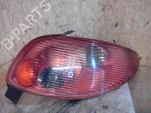 Right taillight PEUGEOT 206 Hatchback (2A/C) 1.4 HDi eco 70 | BP25359245C35 