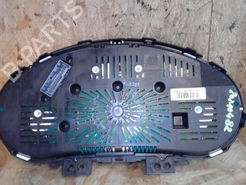 Instrument cluster CHEVROLET CRUZE (J300) 2.0 CDI | BP25372811C47
