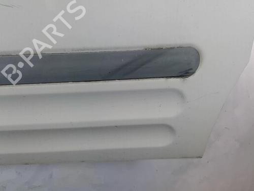 Used Right front door Right front door 39626829 39626829