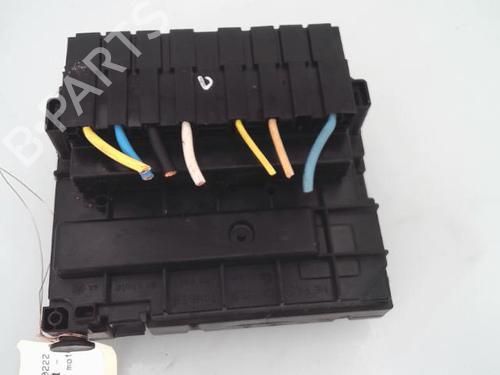 Fuse box CITROËN C5 III Break (RW_) 2.0 HDi | BP25353899E1