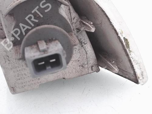 Used Right front indicator Right front indicator FIAT PUNTO (176_) 60 1.2 (176AP, 176AR, 176AQ, 176BB) (60 hp) 25371913 25371913