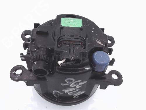 right-front-fog-light-dacia-logan-ls_-2004-25351055 main image