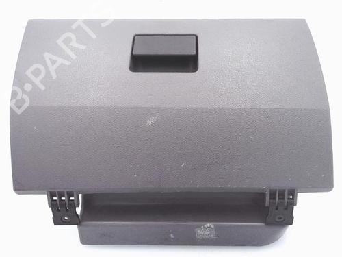 Used Glove box FORD FIESTA V (JH_, JD_) 1.3 (69 hp) 25372365