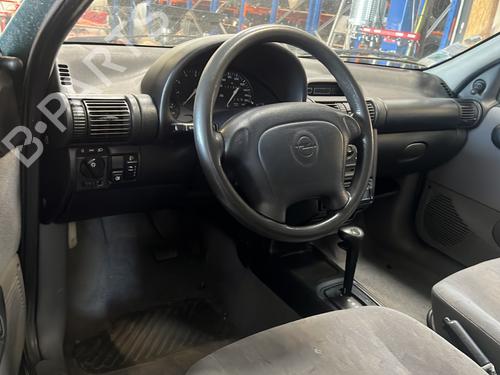 Left mirror OPEL CORSA B (S93) 1.4 i 16V (F08, F68, M68) | BP25356809C26 