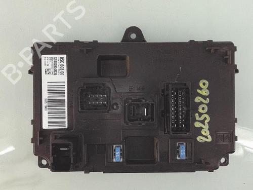 Fuse box PEUGEOT 308 I (4A_, 4C_) 1.6 HDi | BP27617266E1 