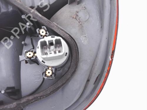 left-taillight-toyota-yaris-_p1_-1999-2000-2001-2002-2003-2004-2005-25354893 main image