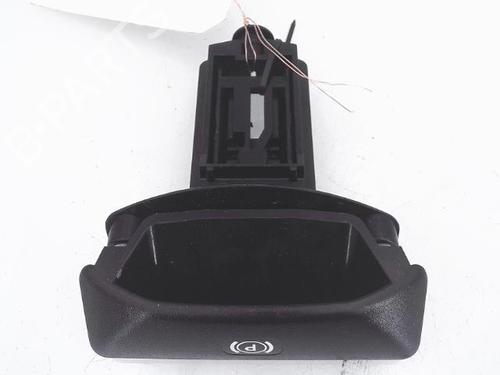 switch-mercedes-benz-c-class-t-model-s204-2007-2008-2009-2010-2011-2012-2013-2014-25371635 main image