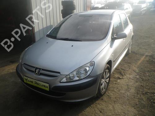 Left mirror PEUGEOT 307 (3A/C) 2.0 HDi 110 | BP25349998C26 
