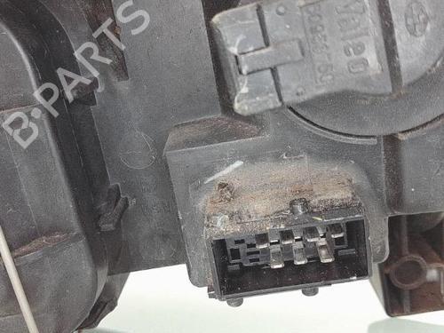 Right headlight TOYOTA COROLLA (_E12_) 2.0 D-4D (CDE120R, CDE120L_) | BP25349571C29 