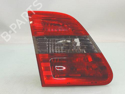 Used Left tailgate light MERCEDES-BENZ B-CLASS Sports Tourer (W245) B 180 CDI (245.207) (109 hp) 31357710