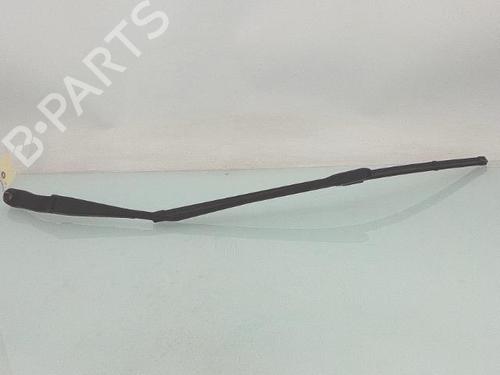 Used Front windshield wiper arm MERCEDES-BENZ A-CLASS (W169) A 180 CDI (169.007, 169.307) (109 hp) 29848168