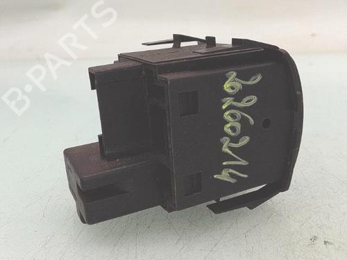 Used Headlight switch Headlight switch 39417361 39417361