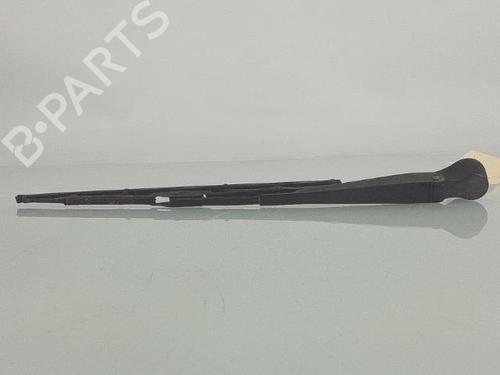 Used Rear windshield wiper arm FORD FIESTA V (JH_, JD_) 1.4 16V (80 hp) 25937562
