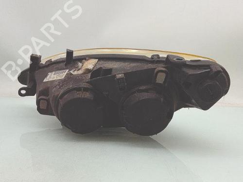 Used Right headlight Right headlight PEUGEOT 307 (3A/C) 2.0 HDi 110 (107 hp) 32135878 32135878