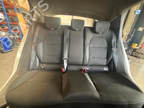 Rear seat RENAULT CLIO V (B7_) 1.0 TCe 100 (B7MT) | BP38722942C17 - Image 3