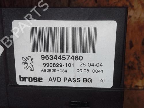 Used Right front window motor PEUGEOT 307 Break (3E) 2.0 HDI 110 (107 hp) 25370282