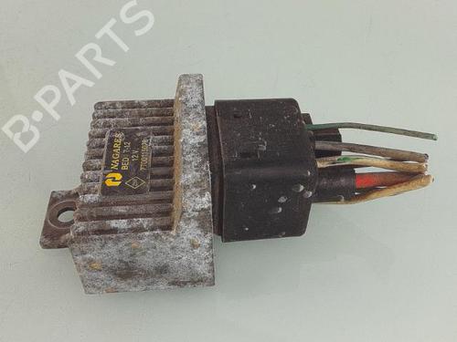 Used Electronic module Electronic module RENAULT SCÉNIC I MPV (JA0/1_, FA0_) 1.9 dCi RX4 (102 hp) 27558003 27558003