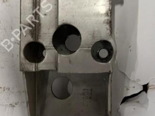 Used Front bumper reinforcement VOLVO XC90 I (275) D5 AWD (163 hp) 25371599
