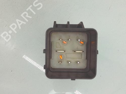 Used Electronic module Electronic module PEUGEOT 407 (6D_) 2.0 HDi 135 (6DRHRH, 6DRHRE, 6DRHRG, 6DRHRJ) (136 hp) 30590893 30590893